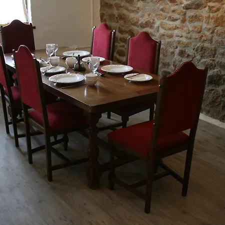 Le Prestige Bed & Breakfast *
